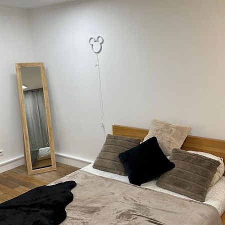 Appartement 5Min To Disneyland, Parking Prive Magny-le-Hongre Εξωτερικό φωτογραφία